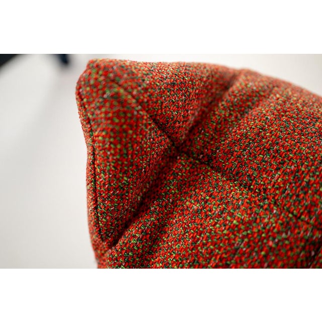 Set of Togo Lounge Chair and Pouf in Crimson Tweed Fabric by Michel Ducaroy for Ligne Roset, 1973 For Sale - Image 18 of 18