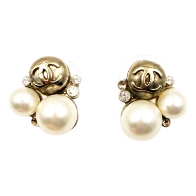 Chanel Silver Star CC Crystal Lavender Bead Long Lever Back Earrings, A Pair For Sale