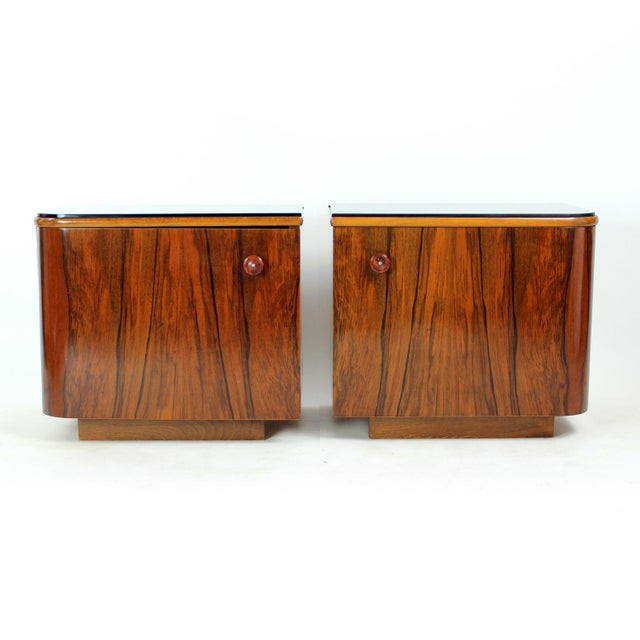 Art Deco Bedside Tables in Walnut and Black Glass, Czechoslovakia, 1940s, Set of 2 For Sale - Image 11 of 11