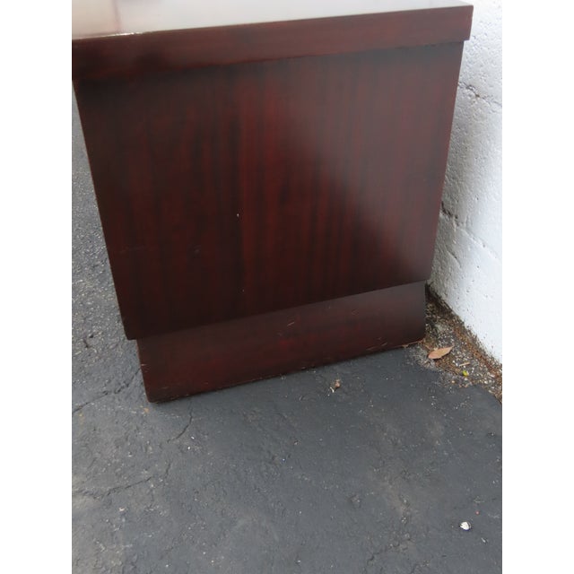 Lane Mid Century Mahogany Cedar Chest Blanket Trunk Bench With a Shelf 6633 For Sale - Image 14 of 16