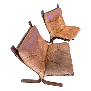 Classic Set of “Siesta” Chairs in a Cognac Leather Attributed to Ingmar Relling for Westnofa, Circa 1960s. For Sale