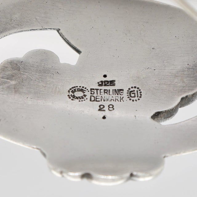 Georg Jensen Vintage Early Georg Jensen Sterling Silver Flower Brooch No. 28, 1925-1930 For Sale - Image 4 of 12