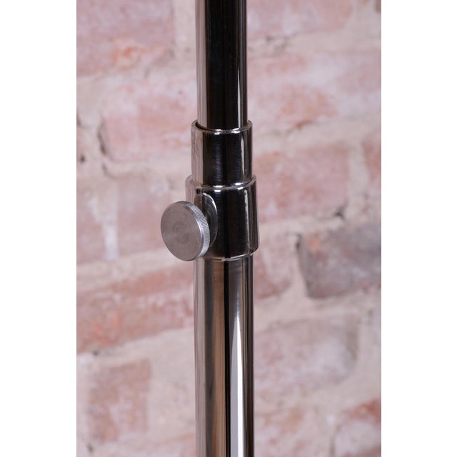Adjustable height: 144 - 176 cm (56.7 - 69.3 in) Socket: E27 This elegant and multifunctional floor lamp in the spirit of...