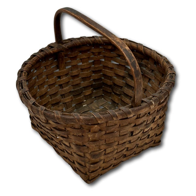 Excellent Small Size Antique New England American Hand Woven Ash Wood Splint Berry Gathering Basket For Sale - Image 12 of 18