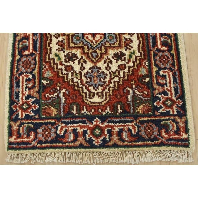 2020s Heriz Rug 2′ X 3′ Ivory Wool Traditional Hand-Knotted Oriental Carpet For Sale - Image 5 of 7