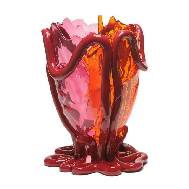 Contemporary Matt Bordeaux Indian Summer Color Vase by Gaetano Pesce for Fish Design For Sale - Image 3 of 3