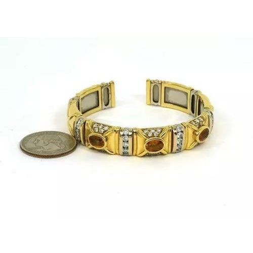 Modern 8.40ct Diamond & Citrine 18k Two Tone Gold Fancy Design Bracelet For Sale - Image 4 of 4