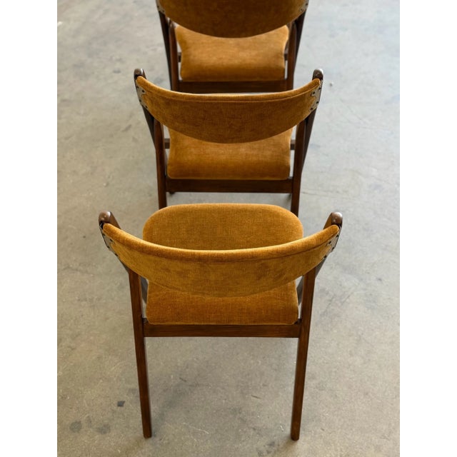 Vintage Folding Chairs - Set of Four For Sale - Image 10 of 18