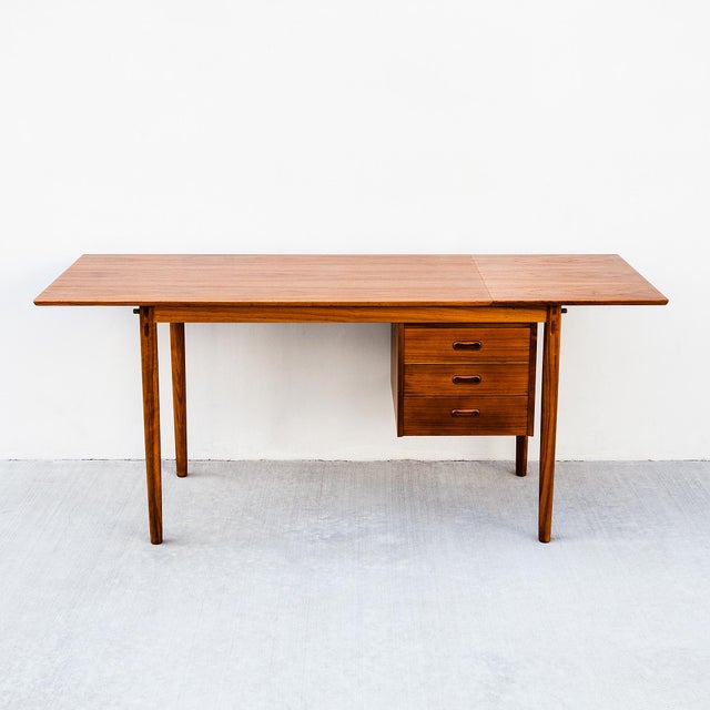 1960s Arne Vodder Danish Modern Expandable Teak Writing Desk For Sale In Los Angeles - Image 6 of 18