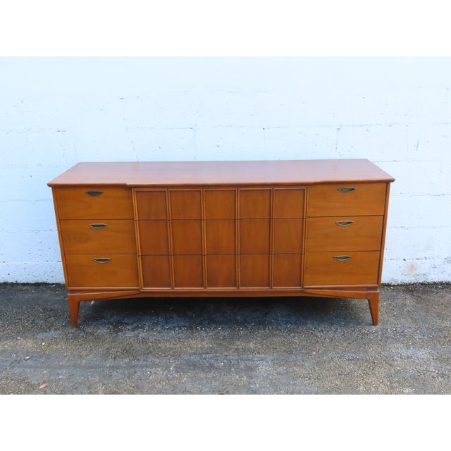 Mid-Century Modern Kent Coffey Parkway Mid Century Modern Low Long Dresser Bathroom Vanity 6385 For Sale - Image 3 of 16