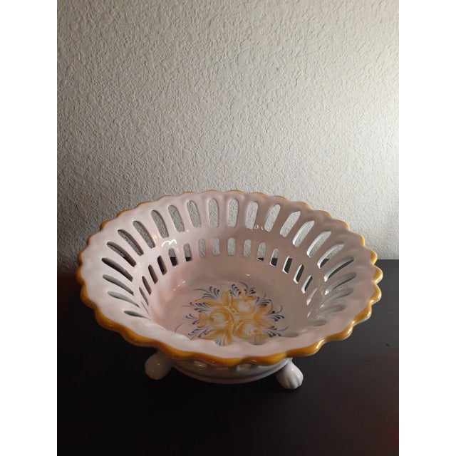 1980s Vintage 1980s RCCL Made in Portugal Lattice Pedestal Bowl For Sale - Image 5 of 6