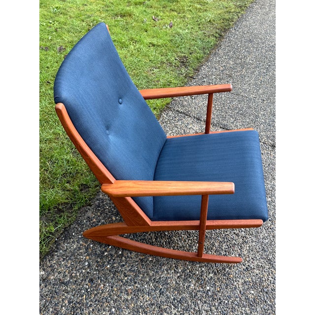 Georg Jensen 1960s Danish Modern Teak Rocking Chair Attributed to Holger Georg Jensen for Tønder Møbelværk For Sale - Image 4 of 10