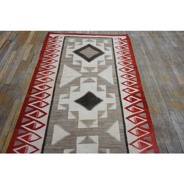 1930s American Navajo Carpet ( 4'9"x 6'9" - 15 x 205 cm ) antique Navajo American Gray 1930s Rug, Circa Date: 1930s. This...