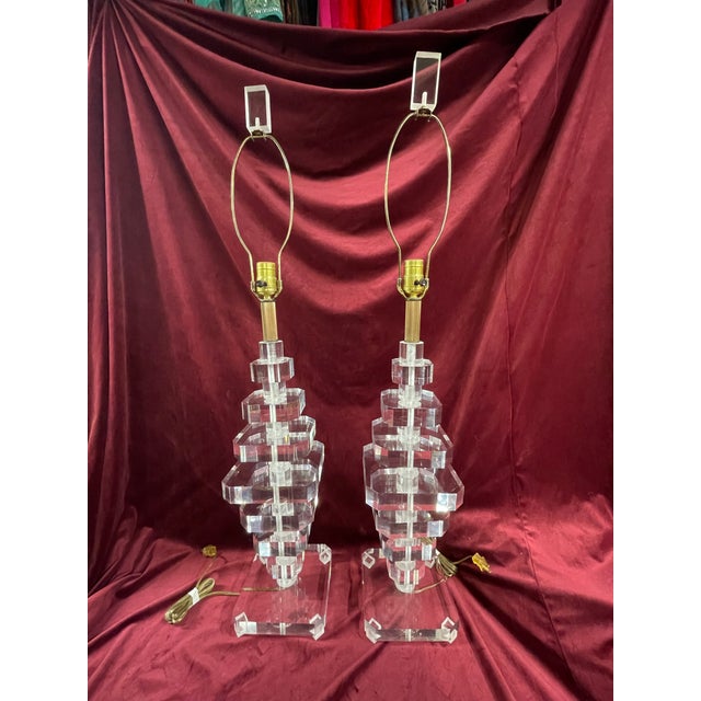 Silver Vintage 1980s Large Acrylic Stacked Lucite Table Lamps - a Pair For Sale - Image 8 of 9