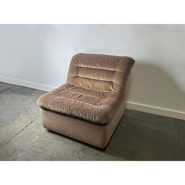 Mid-Century Modern Mid-Century Modern Modular Sofa by Rodney Kinsman for OMK, 1970s, Set of 5 For Sale - Image 3 of 6