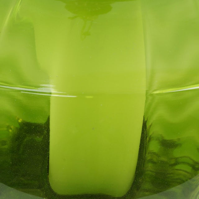 Vintage Green Empoli Glass Mid Century Hollywood Regency Style Lamps - a Pair For Sale - Image 10 of 16
