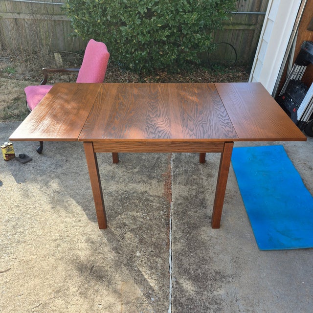Brown 1990s Oak Veneer Expanding Dining Table W/ Built in Extending Leaves For Sale - Image 8 of 10