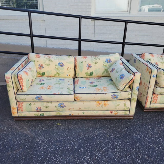 Century Furniture Vintage Botanical Print Loveseat in Waverly “Second Spring” Upholstery, Century Furniture For Sale - Image 4 of 15