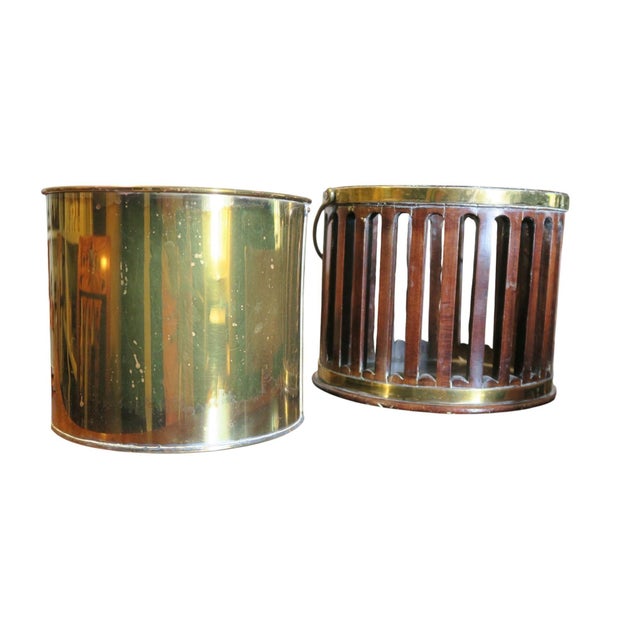 A George III Mahogany and Brass Plate Bucket, Late 18th Century For Sale In Boston - Image 6 of 10