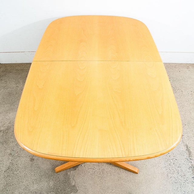 Mid-Century Modern 1960s Mid Century Modern Dining Table Rectangular Rounded Blonde Mahogany Vintage MCM For Sale - Image 3 of 12