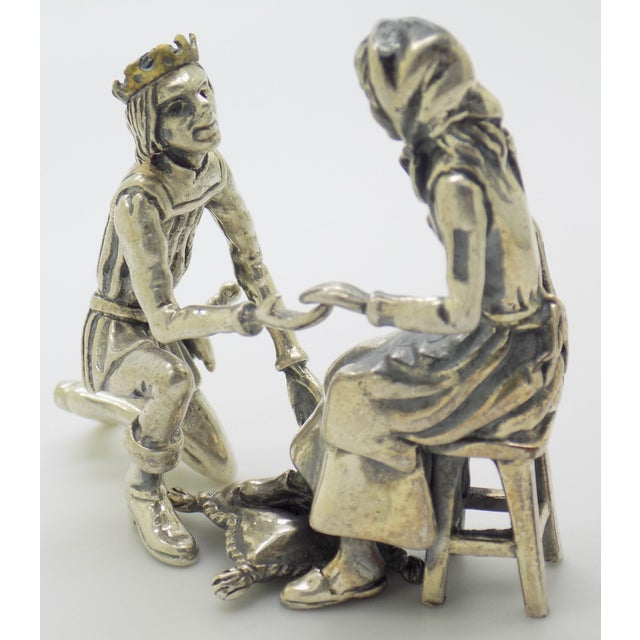 1970s Vintage Italian Handmade Genuine Silver Cinderella and Prince Figurines Arezzo Tuscany 800 Continental Silver Rare Pair Fairy Tale Decor For Sale - Image 5 of 13