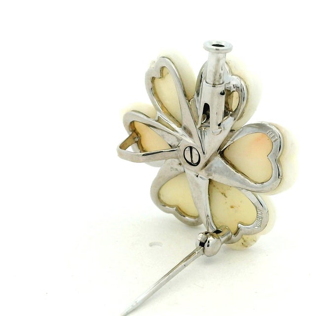 Vintage Italian 18k White Gold Mother-of-Pearl Diamond Flower Brooch, 1970s For Sale In Miami - Image 6 of 16