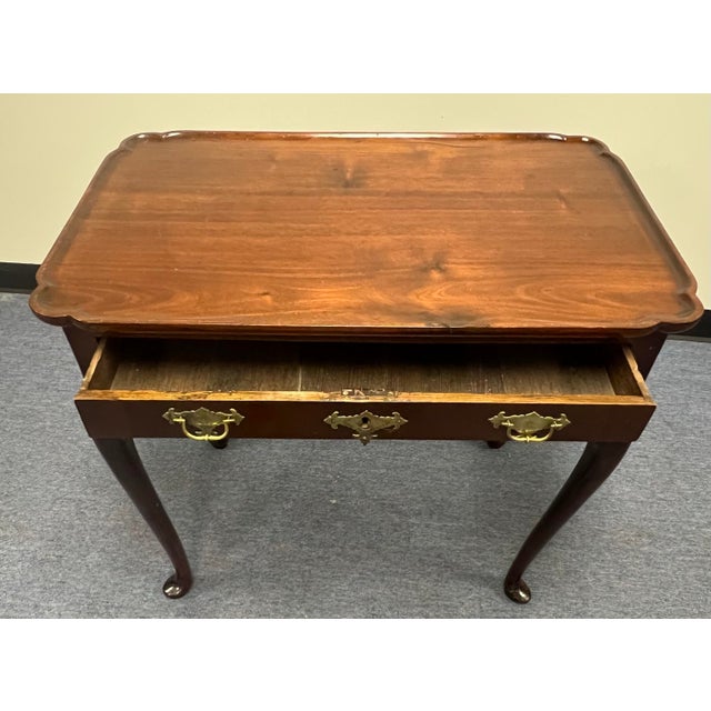 Late 18th Century English Queen Anne Tea / Side Table For Sale - Image 9 of 11