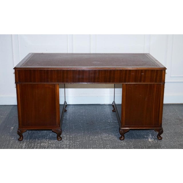Burgundy Embossed Leather Top Twin Pedestal Desk from Globe Wernicke For Sale - Image 17 of 18