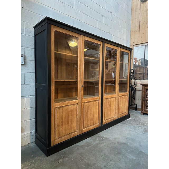 Early 20th Century Display Cabinet For Sale - Image 4 of 13