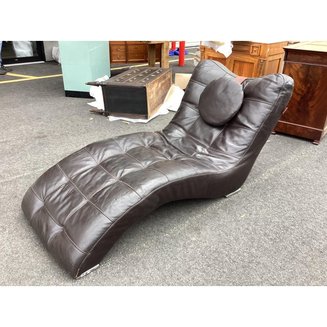 Wave-Chaise Italian Leather by Contempo Furniture For Sale - Image 4 of 11