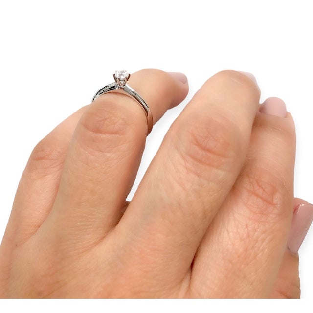 White Tiffany & Co. Platinum .28 Ct I Vvs1 Round Diamond Solitaire Engagement Ring, Size 4 For Sale - Image 8 of 12