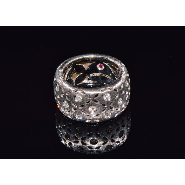 Authentic Roberto Coin Granada Natural 0.32Ct Diamond 18k White Gold Wide Band Ring, Size 6.5 For Sale - Image 4 of 16