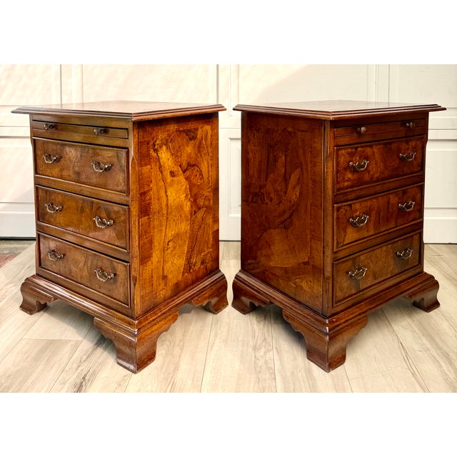 Pair of Mid-Century Georgian Revival Burr Walnut Bachelor's Chests Nightstands For Sale - Image 14 of 18