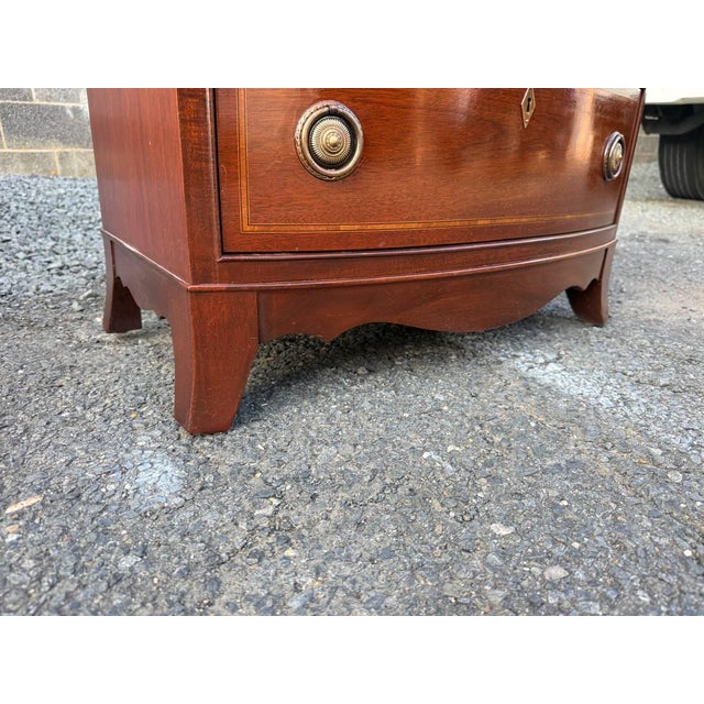 Vintage Georgian Style Mahogany Inlaid Serpentine Front Chest of Drawers , For Sale - Image 10 of 18