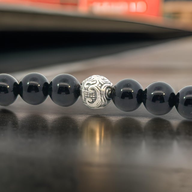 Traditional 1990s David Yurman Estate Matte Onyx Carved Prayer Beads Bracelet 8.5" Silver For Sale - Image 3 of 12