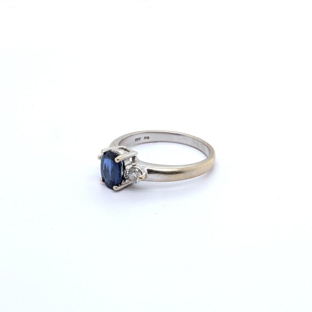 Stone Information - --------------------------------------------- Primary Stone(s): Sapphire - Stone Grading: - Origin:...