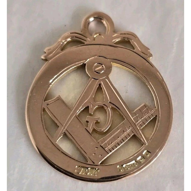 Davis 9ct Rose Gold Masonic Fob Pendant by William Oakley, 1908 For Sale - Image 13 of 18