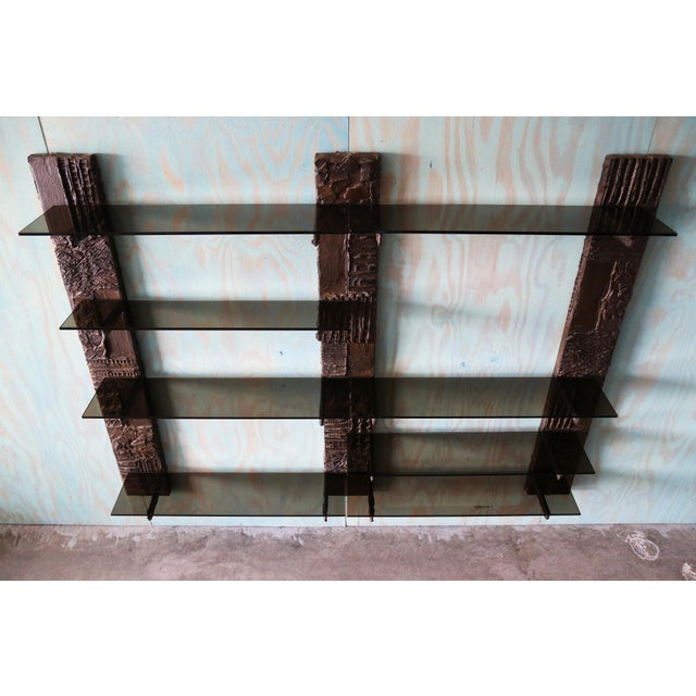 Paul Evans Pe71 Bronzed Resin and Glass Floating Bookshelf Wall Unit C. 1970s For Sale - Image 6 of 16