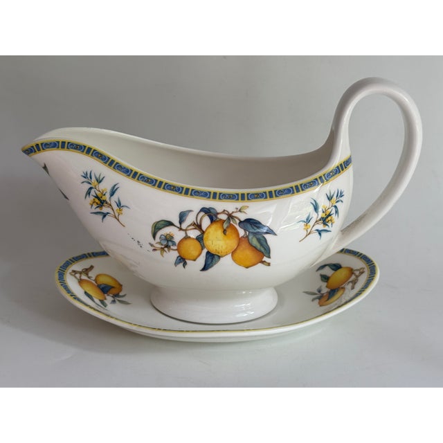 Vintage English McItrons Gravy Boat with Saucer from Wedgwood, 1990s For Sale - Image 4 of 4