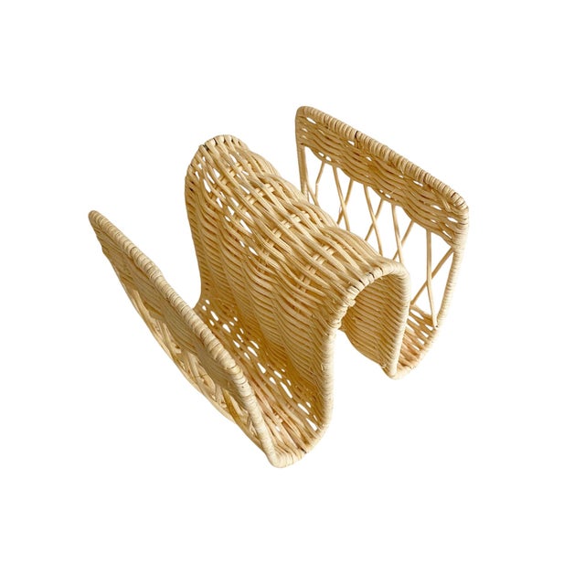 American 1990s Wavy Wicker Woven Napkin Holder For Sale - Image 3 of 4