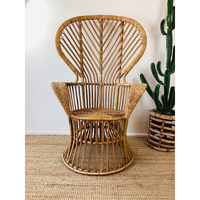 Mid-Century Modern Vintage 1960s Rattan Peacock Style Chair Italian Modern Gio Ponti Style For Sale - Image 3 of 10