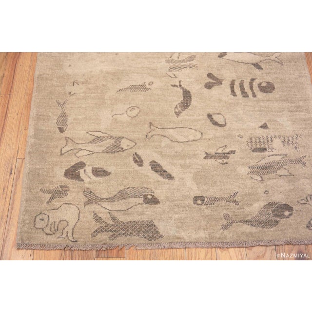 Nazmiyal Collection Neutral Color Artistic Fish Design Modern Runner Rug For Sale In New York - Image 6 of 7