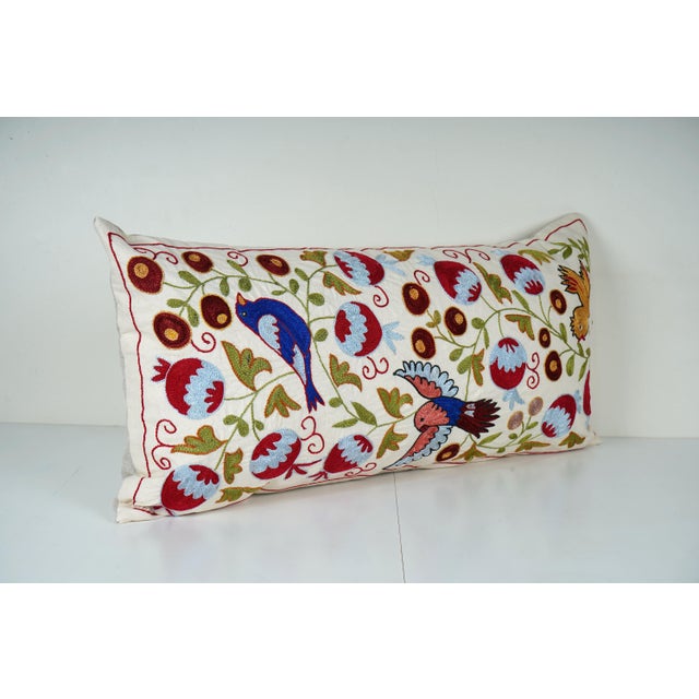 Uzbek Suzani Pillow Cover Elevate your home decor with our Turkish Suzani Pillow Cover, featuring exquisite vintage Uzbek...