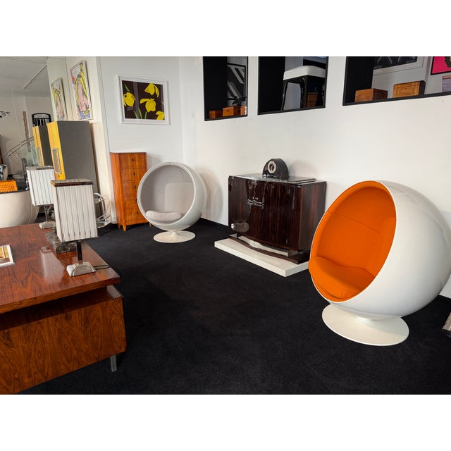 Ball Chair in White and Orange by Eero Aarnio for Asko, Finland, 1960s For Sale - Image 16 of 18