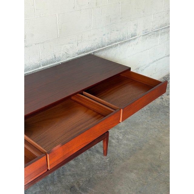Brown Danish Rosewood Sideboard by Ib Kofod-Larsen for Faarup Møbelfabrik – Vintage Mid-Century Modern Credenza For Sale - Image 8 of 12