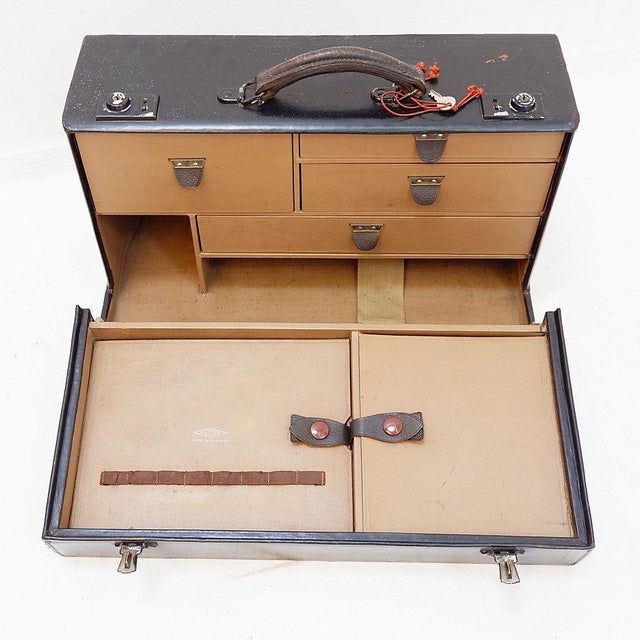 Mid-Century Black Leather Doctor's Case For Sale - Image 5 of 16