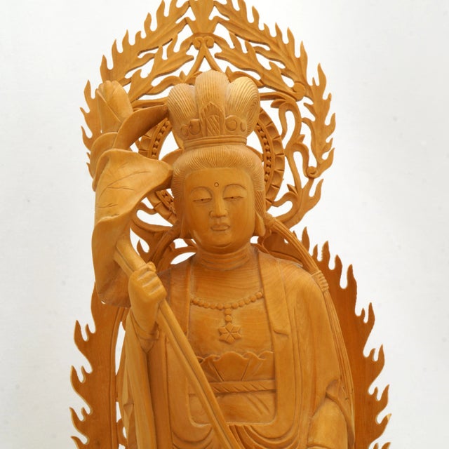 Vintage Chinese Carved Wood Guanyin Statue For Sale In Phoenix - Image 6 of 11