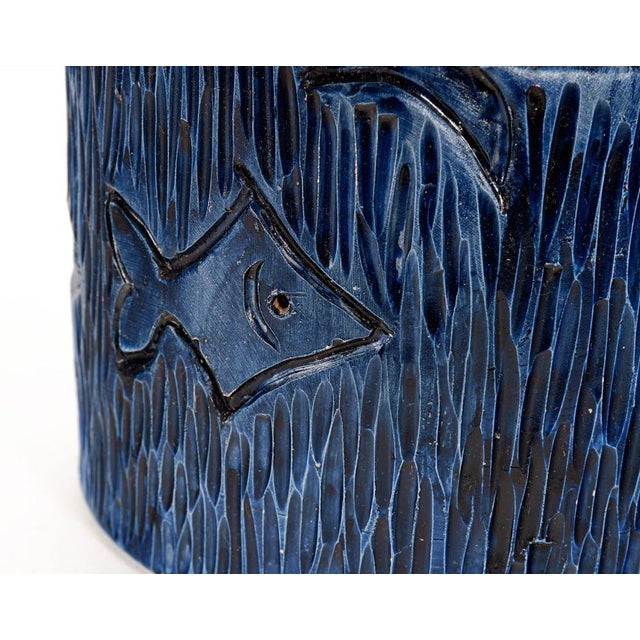 Mid-Century Modern Blue Carved Fish Studio Pottery Vase by Hanen Ben Salah, 1970s For Sale - Image 3 of 6