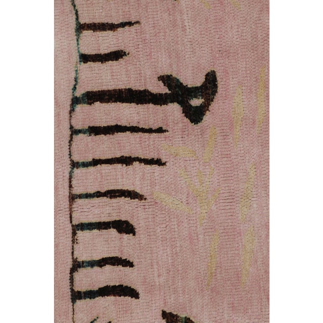 Textile Rug & Kilim Modern Persian Gabbeh Inspired Rug in Coral and Gold Lion Pictorial For Sale - Image 7 of 8