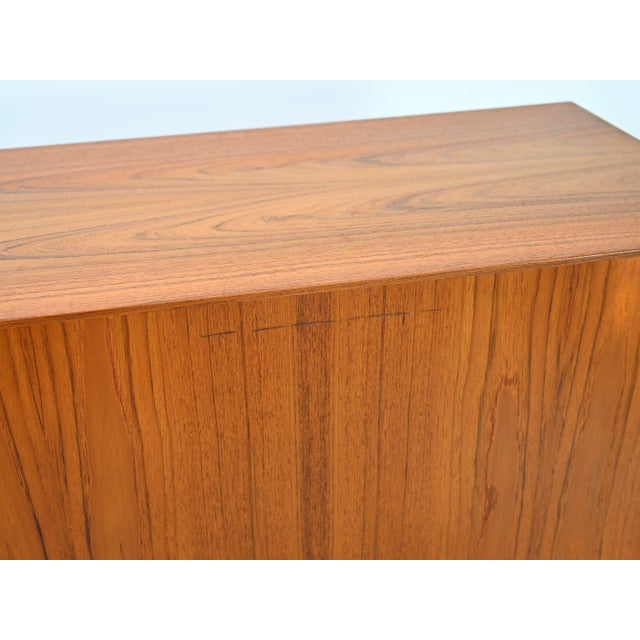 Vintage 4-Drawer Chest of Drawers in Teak by Hans Wagner for Ry Möbler For Sale - Image 14 of 16